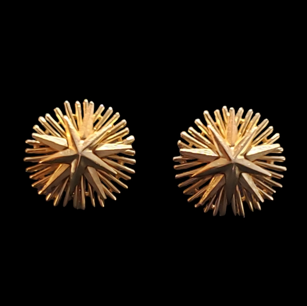 VTG Crown Trifari Star Rays Starburst Gold Tone Layered Clip On Earrings